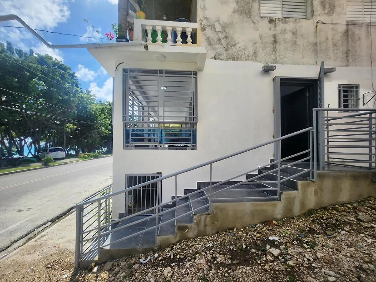 Apartment In Front Of Beach, Ac, Wifi, Hot Water Paraiso  Dominican Republic